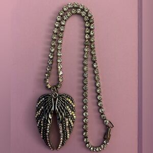 Vintage necklace pronged Rhinestone w Angel wings, Pink Aurora Borealis crystals
